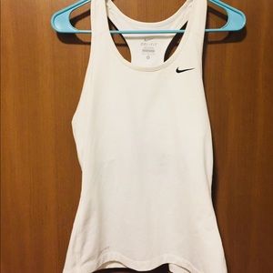 Nike White tank top w/built in bra